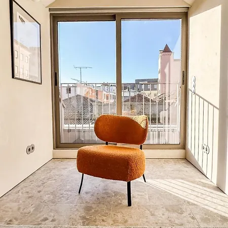 Daire Unique Sunny Penthouse W/ Ac In The City's Heart *