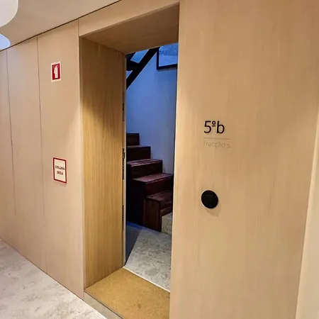 Unique Sunny Penthouse W/ Ac In The City's Heart Appartamento