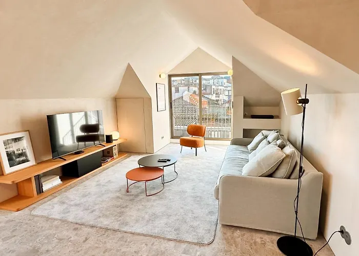 Unique Sunny Penthouse W/ Ac In The City's Heart Apartmán Porto