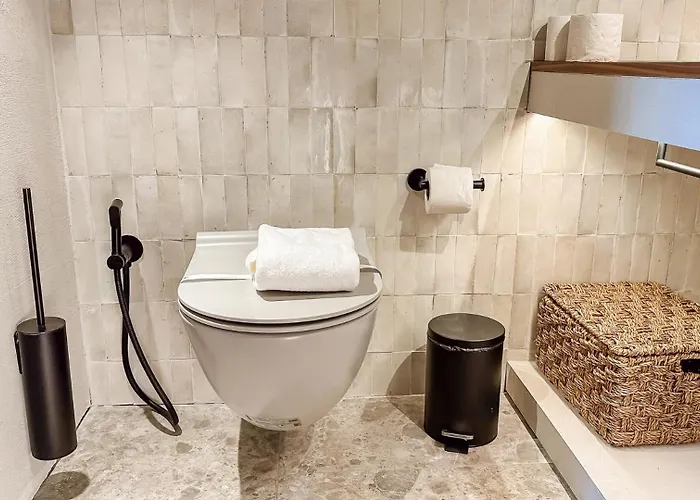 Unique Sunny Penthouse W/ Ac In The City's Heart 포르투