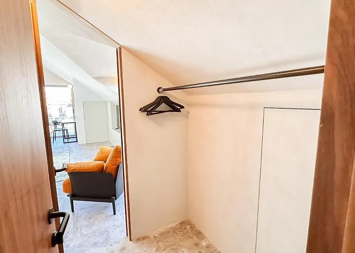 Unique Sunny Penthouse W/ Ac In The City's Heart Apartmán Porto