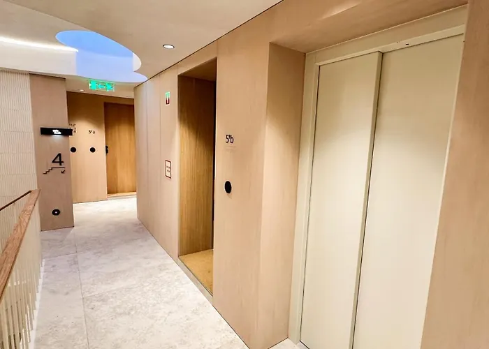 Unique Sunny Penthouse W/ Ac In The City's Heart Apartmán Porto