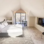 아파트 Unique Sunny Penthouse W/ Ac In The City's Heart