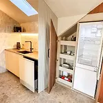 아파트 Unique Sunny Penthouse W/ Ac In The City's Heart *