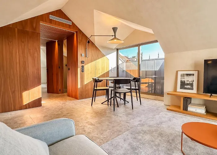 Unique Sunny Penthouse W/ Ac In The City's Heart Lejlighed Porto