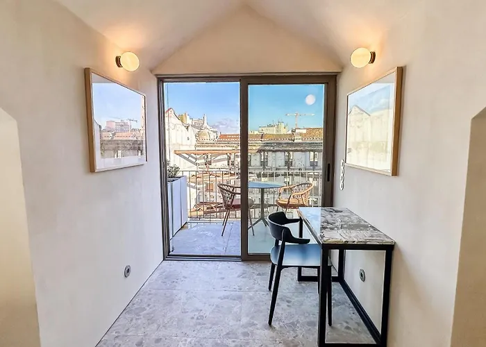 Unique Sunny Penthouse W/ Ac In The City's Heart Lejlighed *