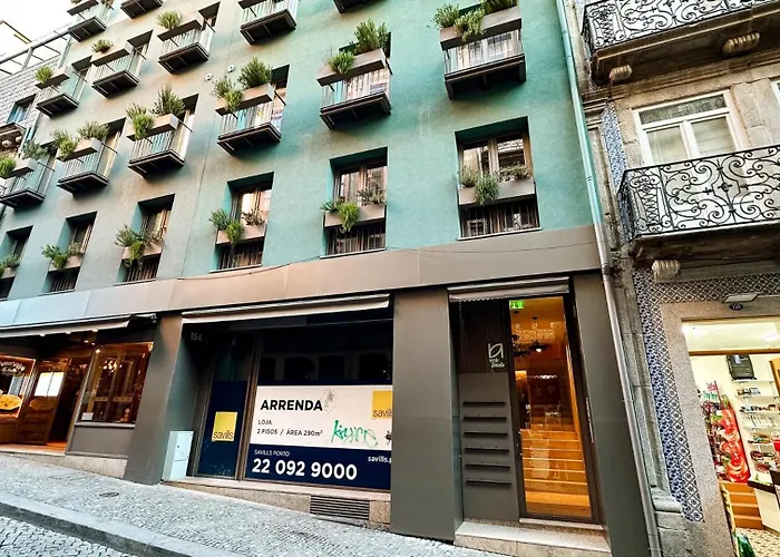 Unique Sunny Penthouse W/ Ac In The City's Heart